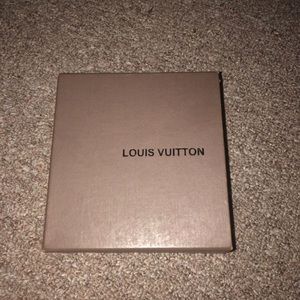 Mens Louis Vuitton belt